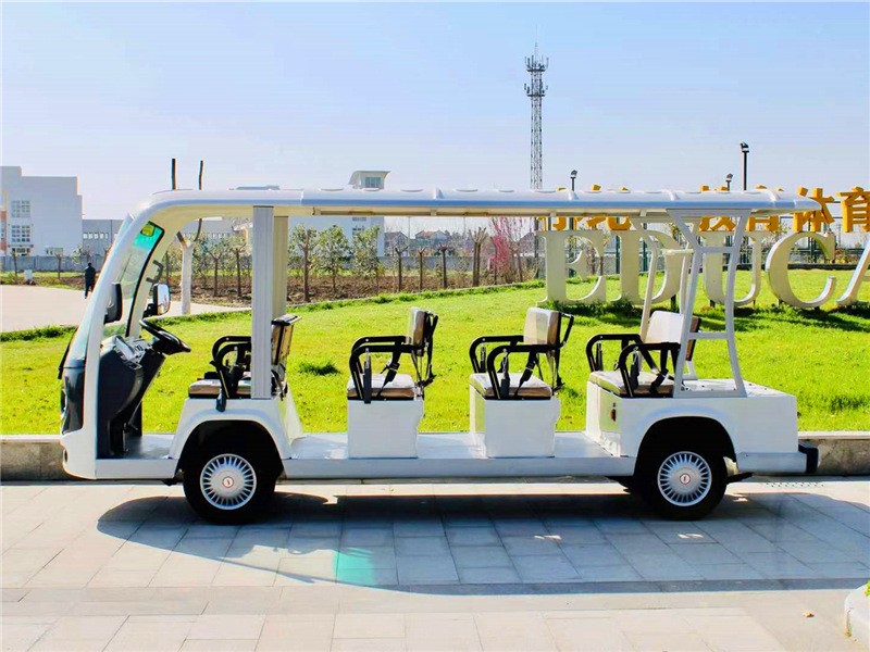 11座電動(dòng)觀(guān)光車(chē)-側(cè)視圖